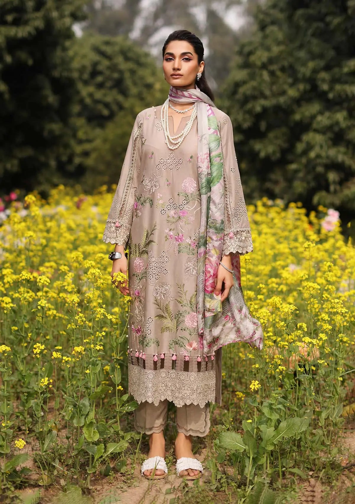 HEER wearing this beautiful dress from KAHF's Festive Lawn collection 2024.