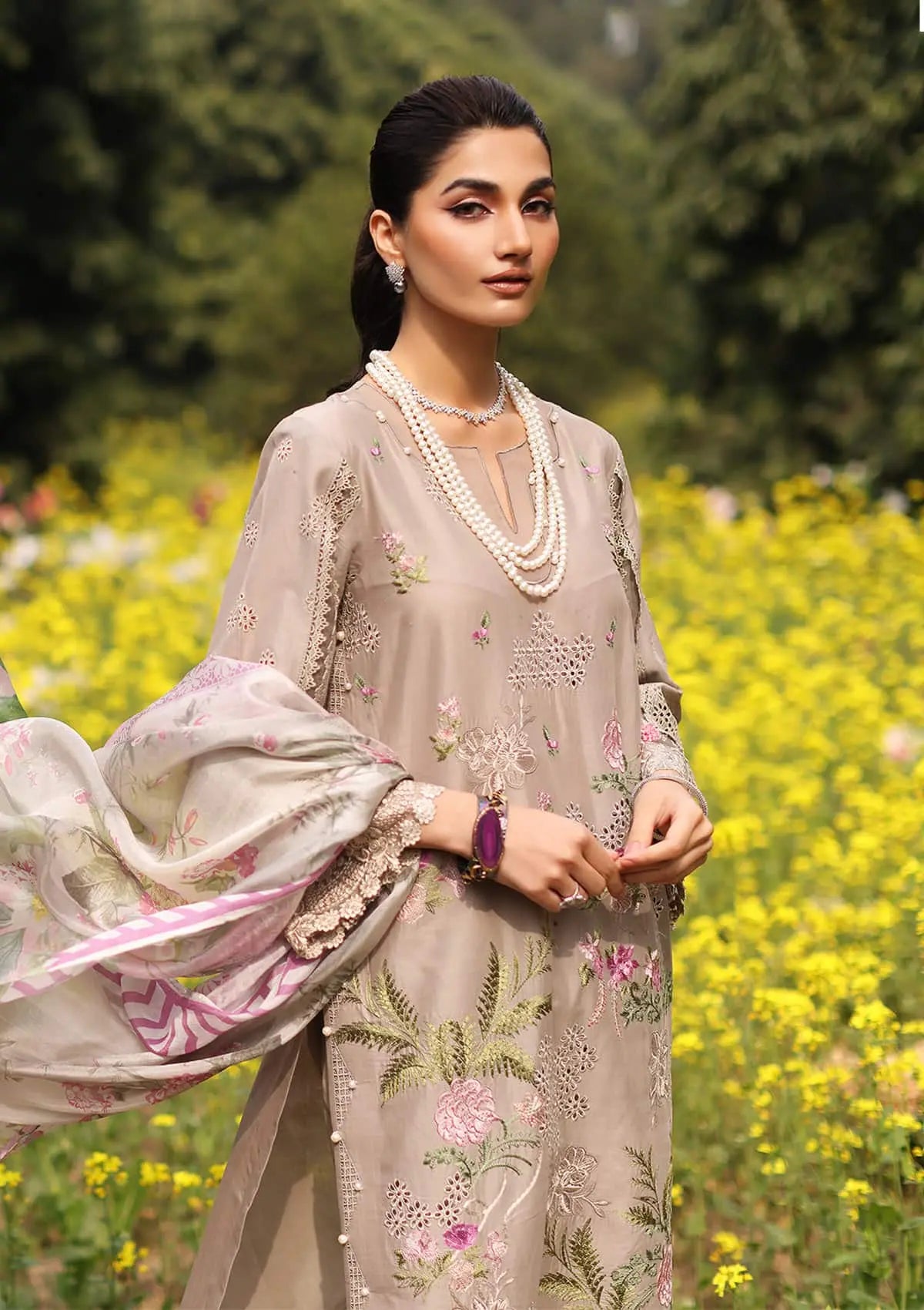 HEER wearing this beautiful dress from KAHF's Festive Lawn collection 2024.