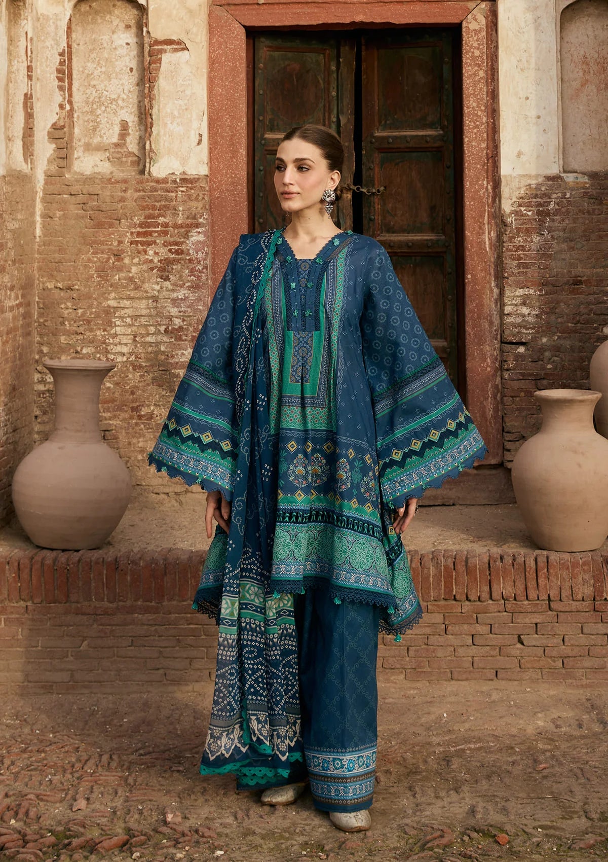 Retail Price: 5,250/-PKR