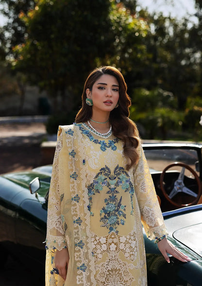 Sasha wearing this beautiful dress from KAHF LUXURY LAWN COLLECTION 2025.