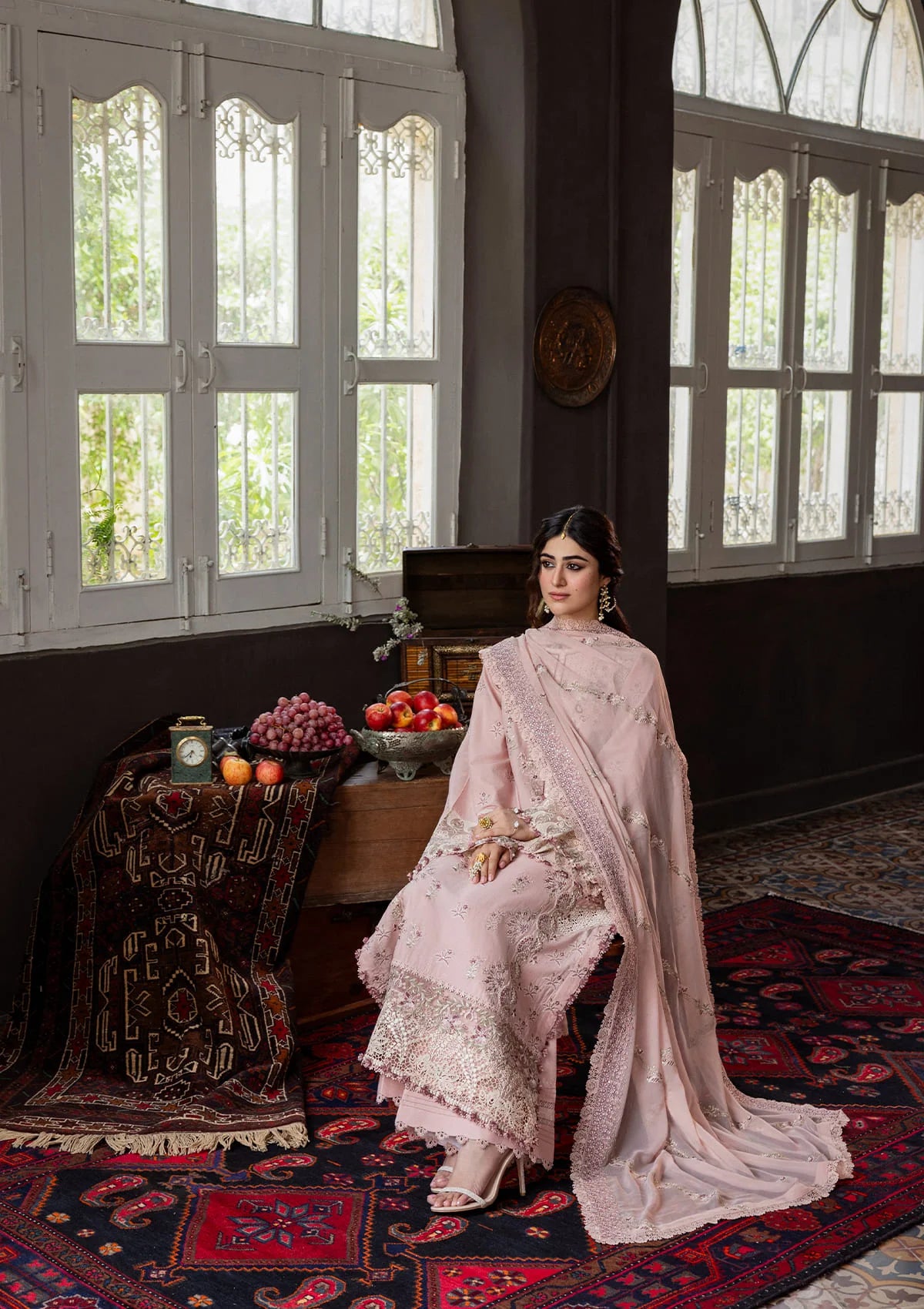 Mesmerizing Embroidered Organza Dupatta Pallu Border from KAHF KARANDI 2025.